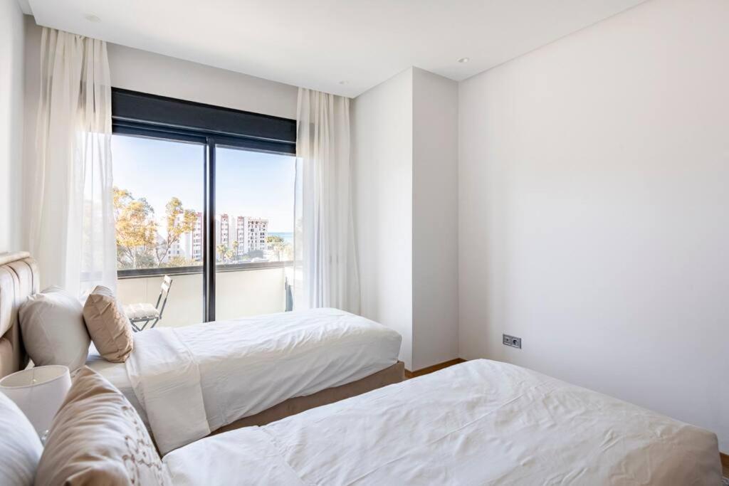 Superb & Sunny 2Br & 2Ba Apt. W/ Seaview, Malabata Tanger Kültér fotó