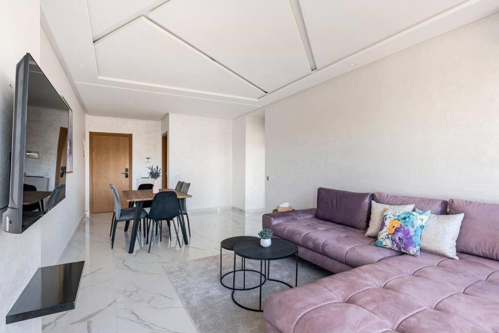 Superb & Sunny 2Br & 2Ba Apt. W/ Seaview, Malabata Tanger Kültér fotó