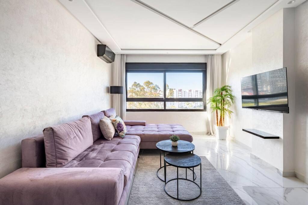 Superb & Sunny 2Br & 2Ba Apt. W/ Seaview, Malabata Tanger Kültér fotó