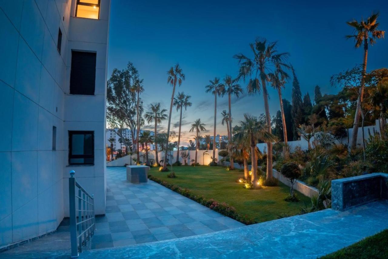 Superb & Sunny 2Br & 2Ba Apt. W/ Seaview, Malabata Tanger Kültér fotó